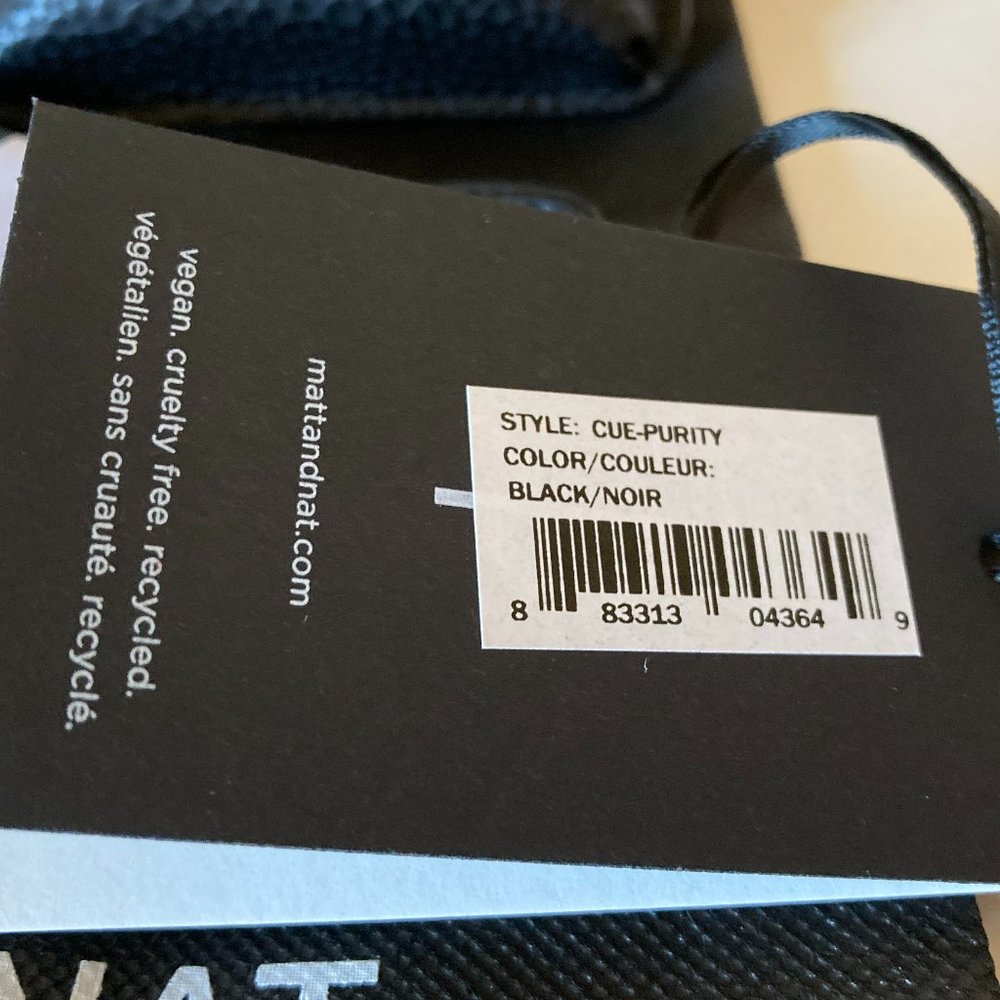 Matt & Nat Cell phone holder with a removable & adjustable strap - NWT - Picture 8 of 9